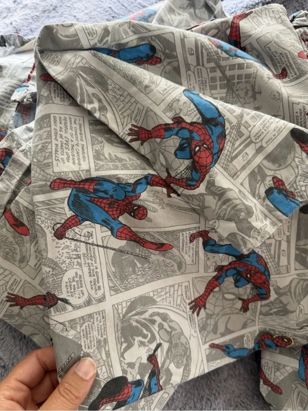 Pottery barn kids Spider-Man full Bedding sheet Set - Red & Blue Comic Print
